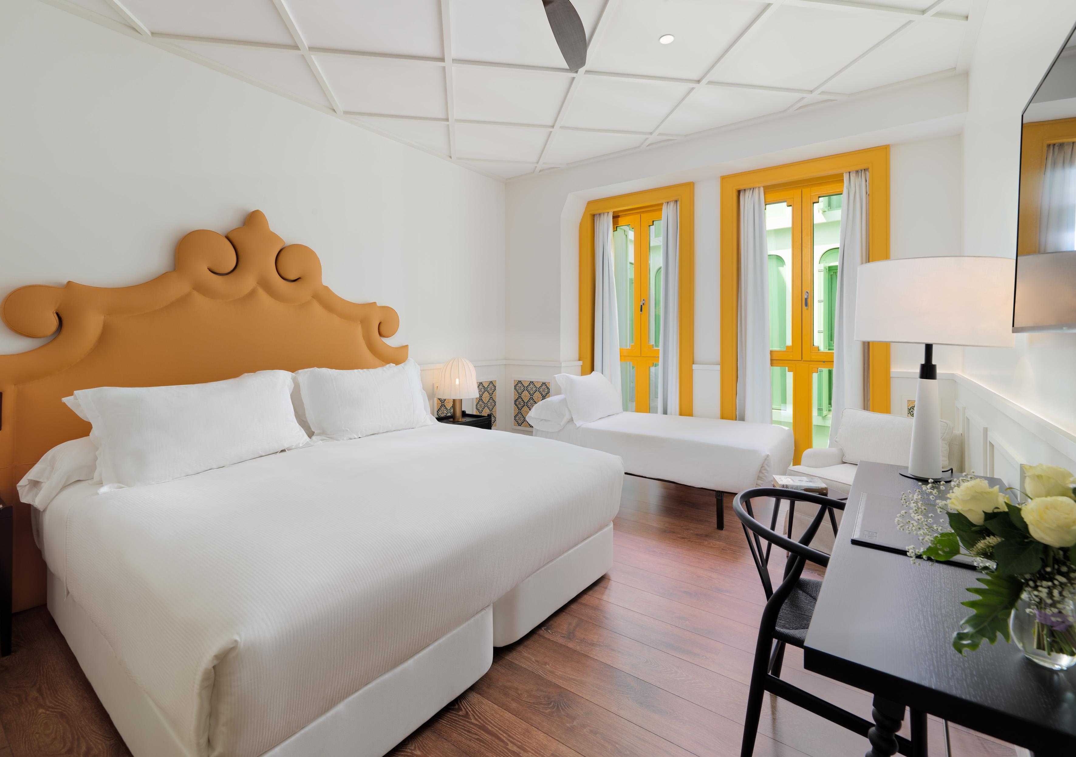 H10 Casa De La Plata 4* Sevilla